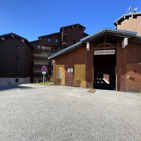 Reine Blanche - Location: Avec Chambre, Balcon Au Sud, Bordure De Pistes Mae-9052 Apartment